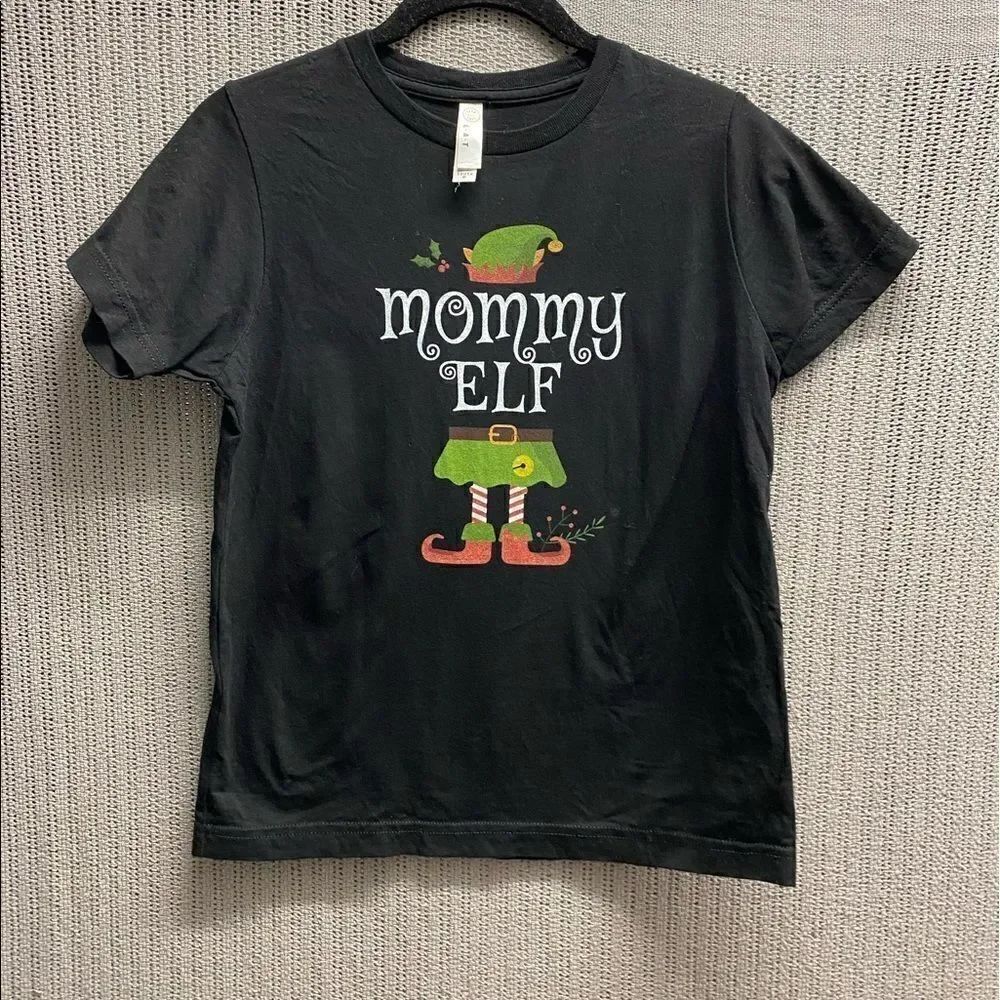 Youth girls mommy elf black short sleeve Christmas T-shirt